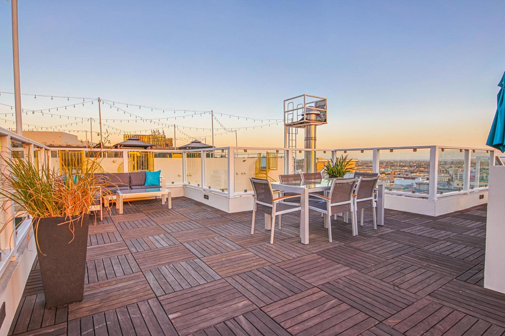 Stunning 1 Bdr 1 Bth, Pool, Jacuzzi Apartment Los Angeles Bagian luar foto