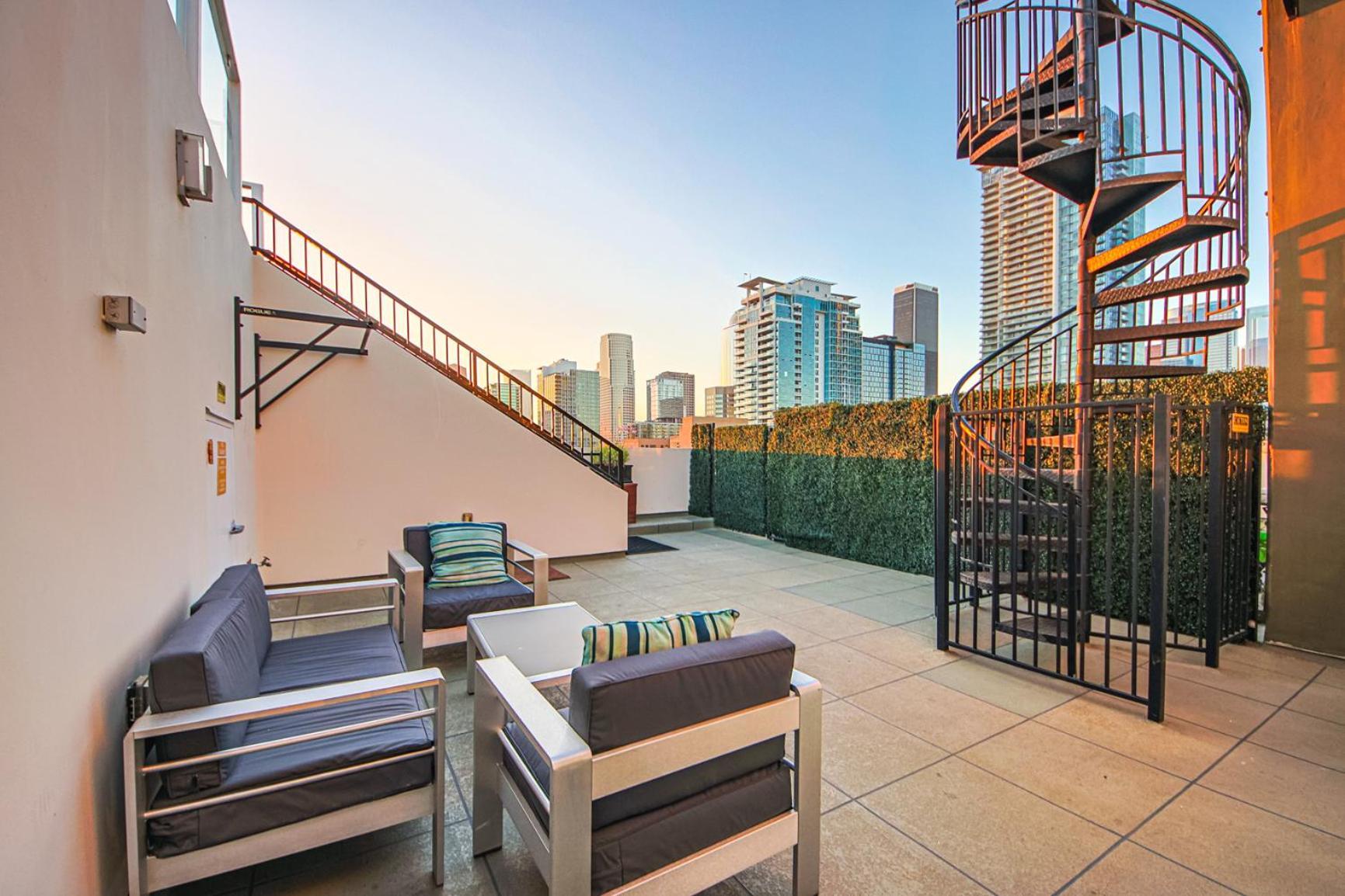 Stunning 1 Bdr 1 Bth, Pool, Jacuzzi Apartment Los Angeles Bagian luar foto
