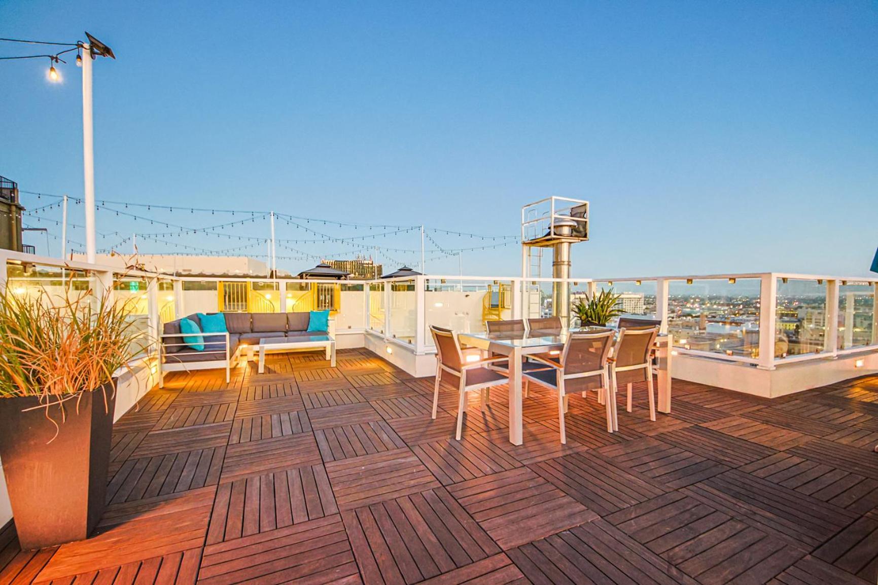 Stunning 1 Bdr 1 Bth, Pool, Jacuzzi Apartment Los Angeles Bagian luar foto